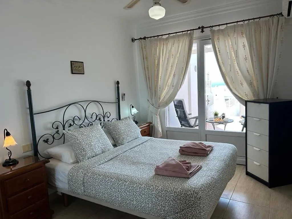 2 Bedroom Villa In Puerto Del Carmen Puerto del Carmen  0*, Puerto del Carmen (Lanzarote) Spain